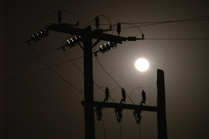 PICT2981 small MOON ELECTRIC.jpg - 213320 Bytes
